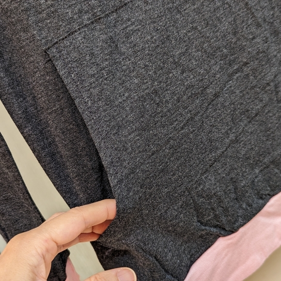 NEW Egs by éloges Charcoal & Pink Two Tone Color Block Hoodie Small - Picture 6 of 11